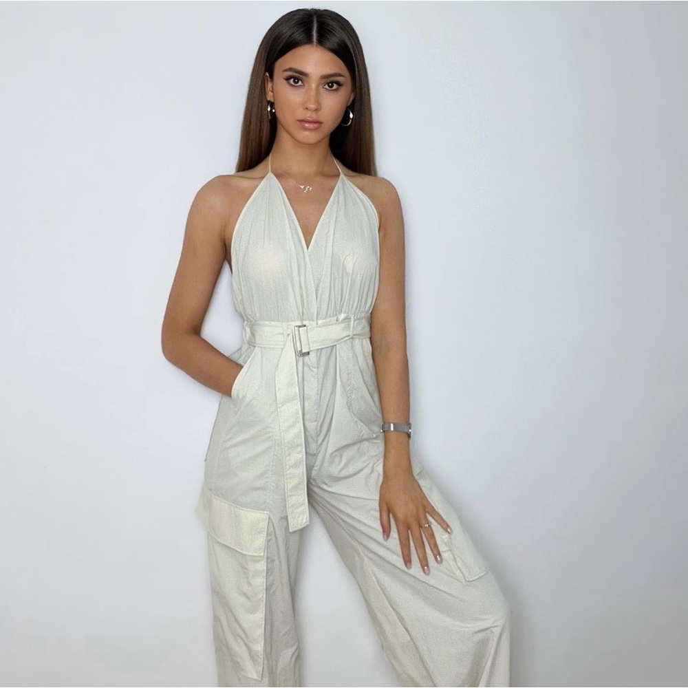 Zara jumpsuit cargo parachute with belt - Picture 1 of 12